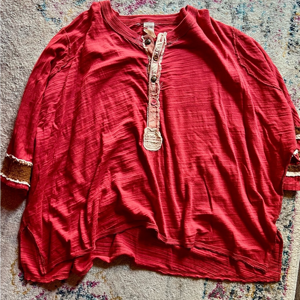 🌺🌺RARE We The Free “Second Wind” Distressed Boxy T-Shirt🌺🌺 - Picture 3 of 9